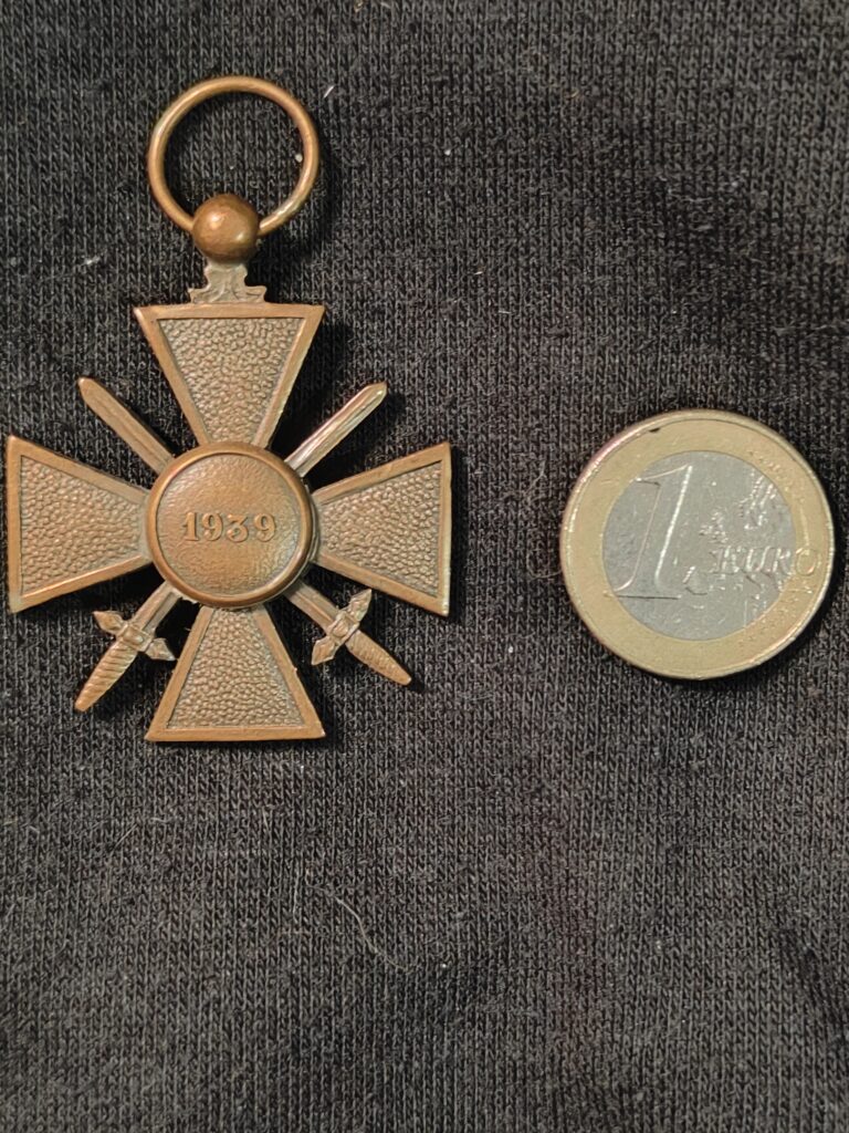 Croix ancienne Société Française de Secours aux Blessés 1870-1871 – Ancêtre de la Croix-Rouge