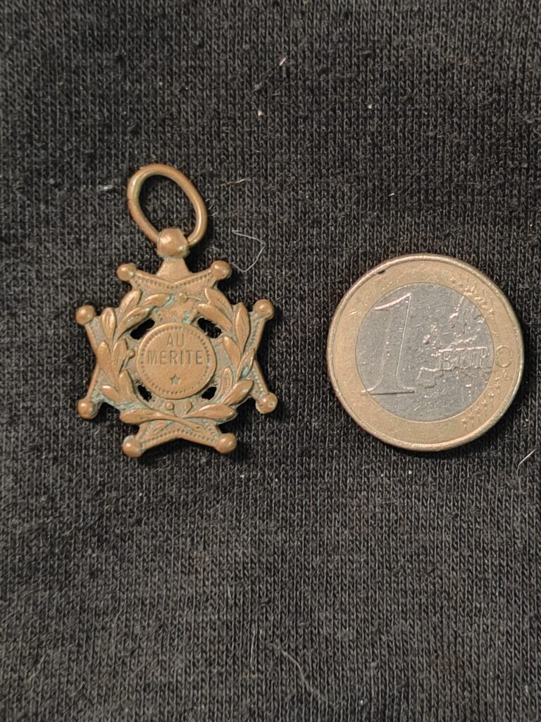 Ancienne médaille “Au Mérite” en bronze – début XXᵉ siècle