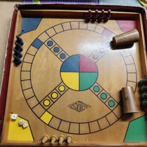 Ancien jeu de société en bois "La Chopote" complet avec règle
