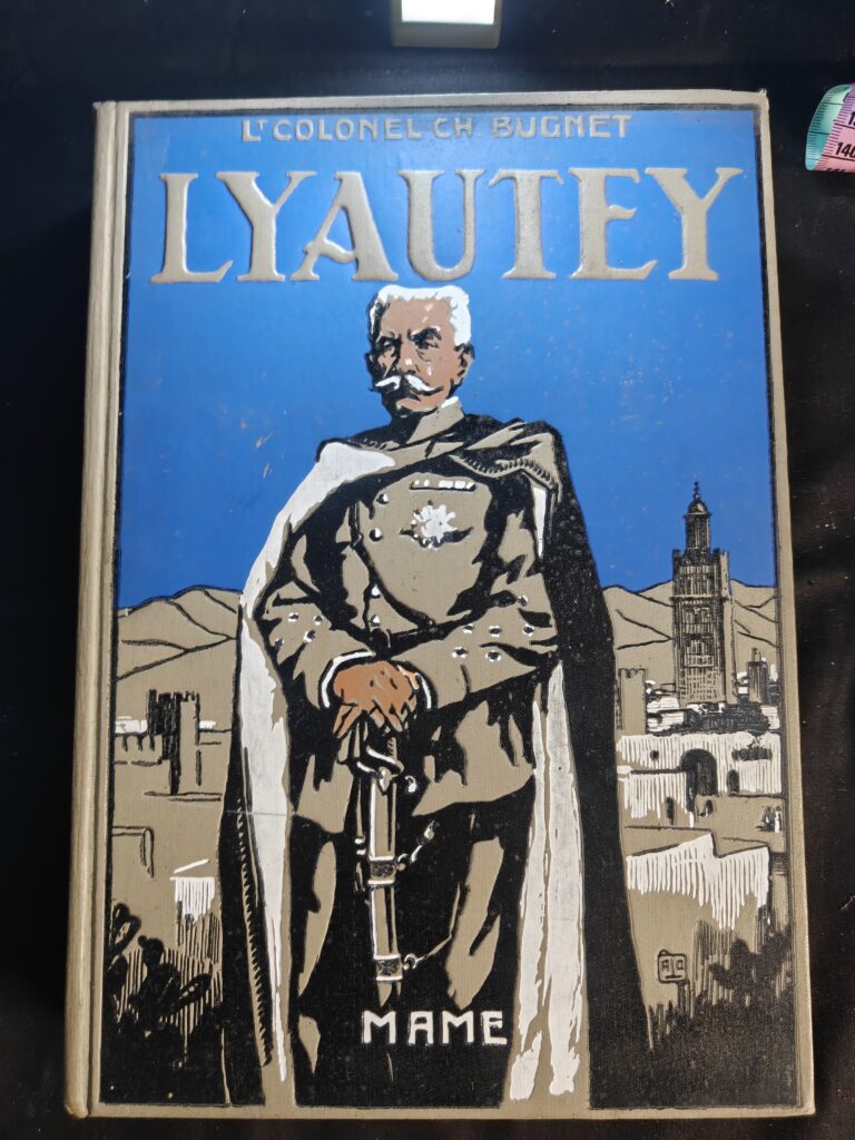 Le Maréchal Lyautey – Charles Bugnet – Édition Mame 1934 avec diplôme scolaire de 1936