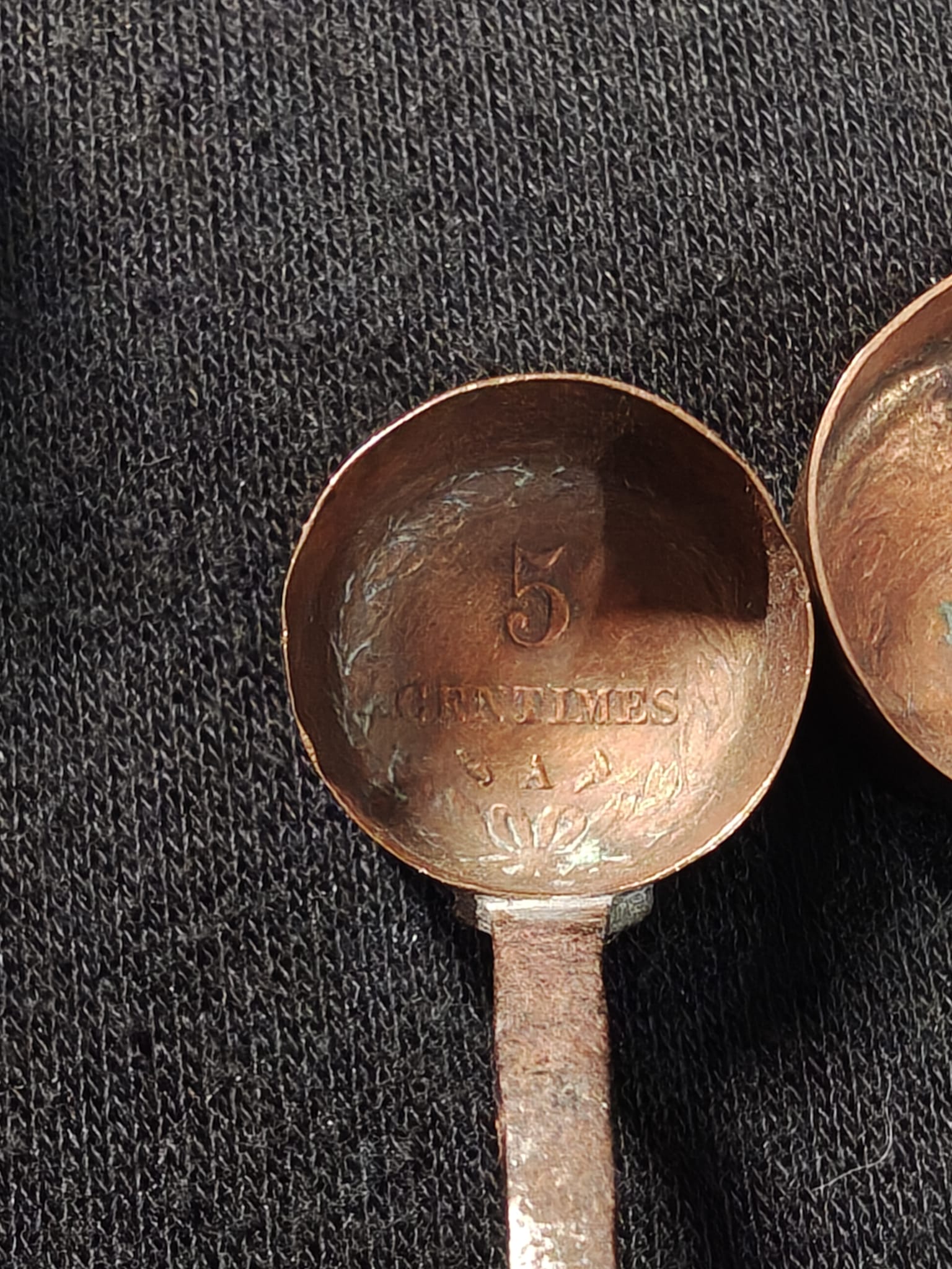 Ancien lot 4 mini-casseroles miniatures en pièces de monnaie françaises Cérès - artisanat populaire – Image 7