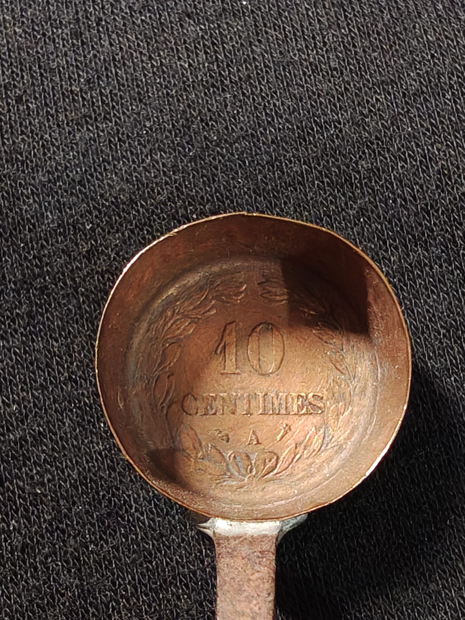 Ancien lot 4 mini-casseroles miniatures en pièces de monnaie françaises Cérès - artisanat populaire – Image 4